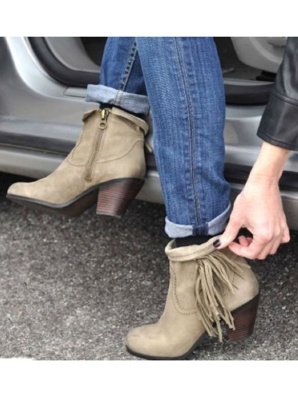 Sam Edelman Louie tan suede fringe ankle boots